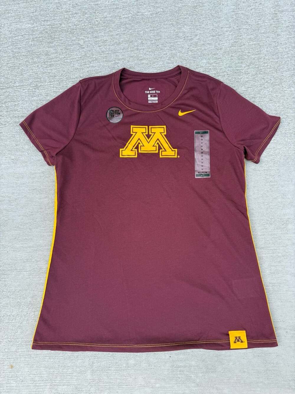 Nike Minnesota Golden Gophers Dri-Fit Shirt Medium